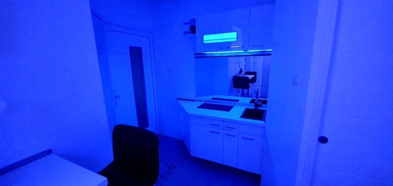 Penthouse Jacuzzi & Pool Apartmants 奥帕提亚 外观 照片