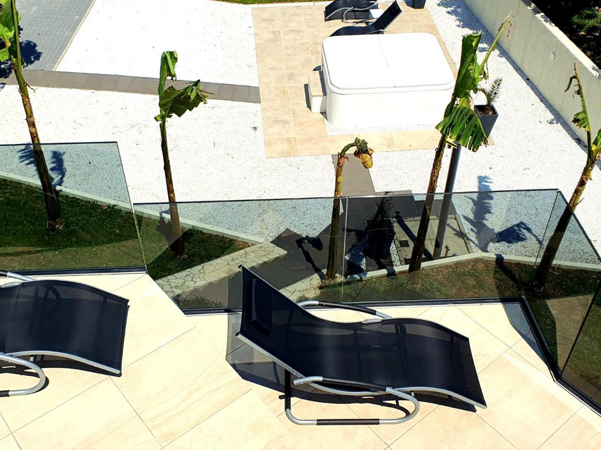 Penthouse Jacuzzi & Pool Apartmants 奥帕提亚 外观 照片