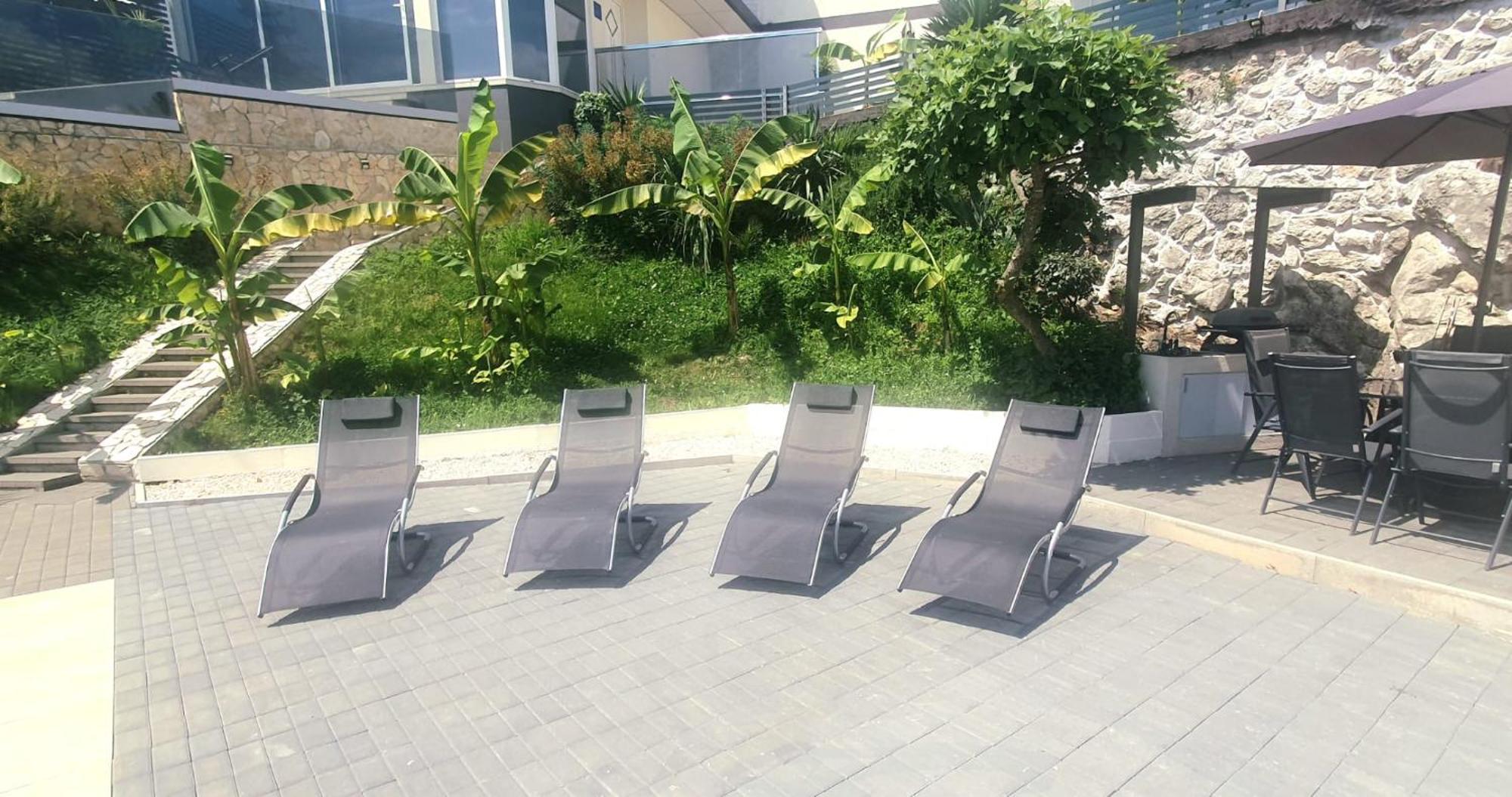Penthouse Jacuzzi & Pool Apartmants 奥帕提亚 外观 照片
