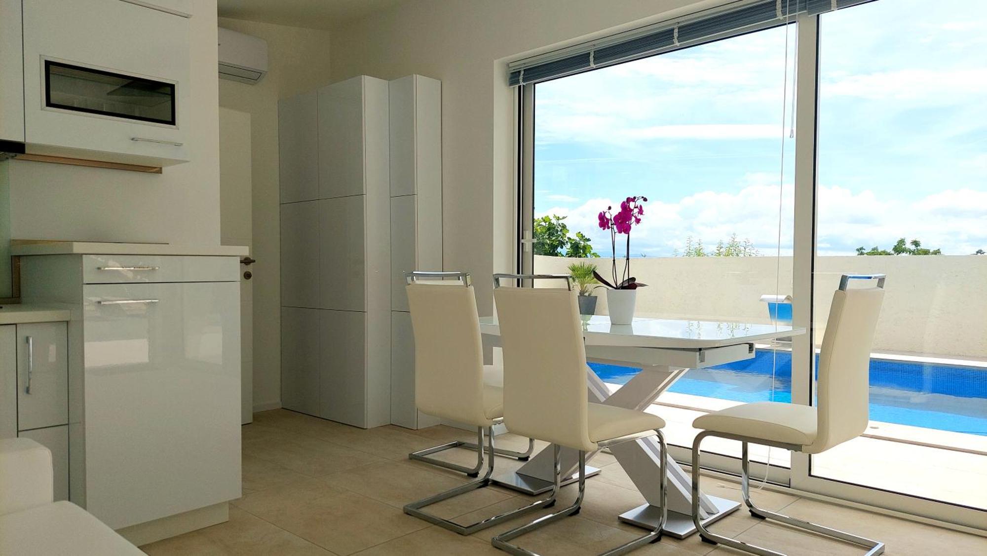 Penthouse Jacuzzi & Pool Apartmants 奥帕提亚 外观 照片