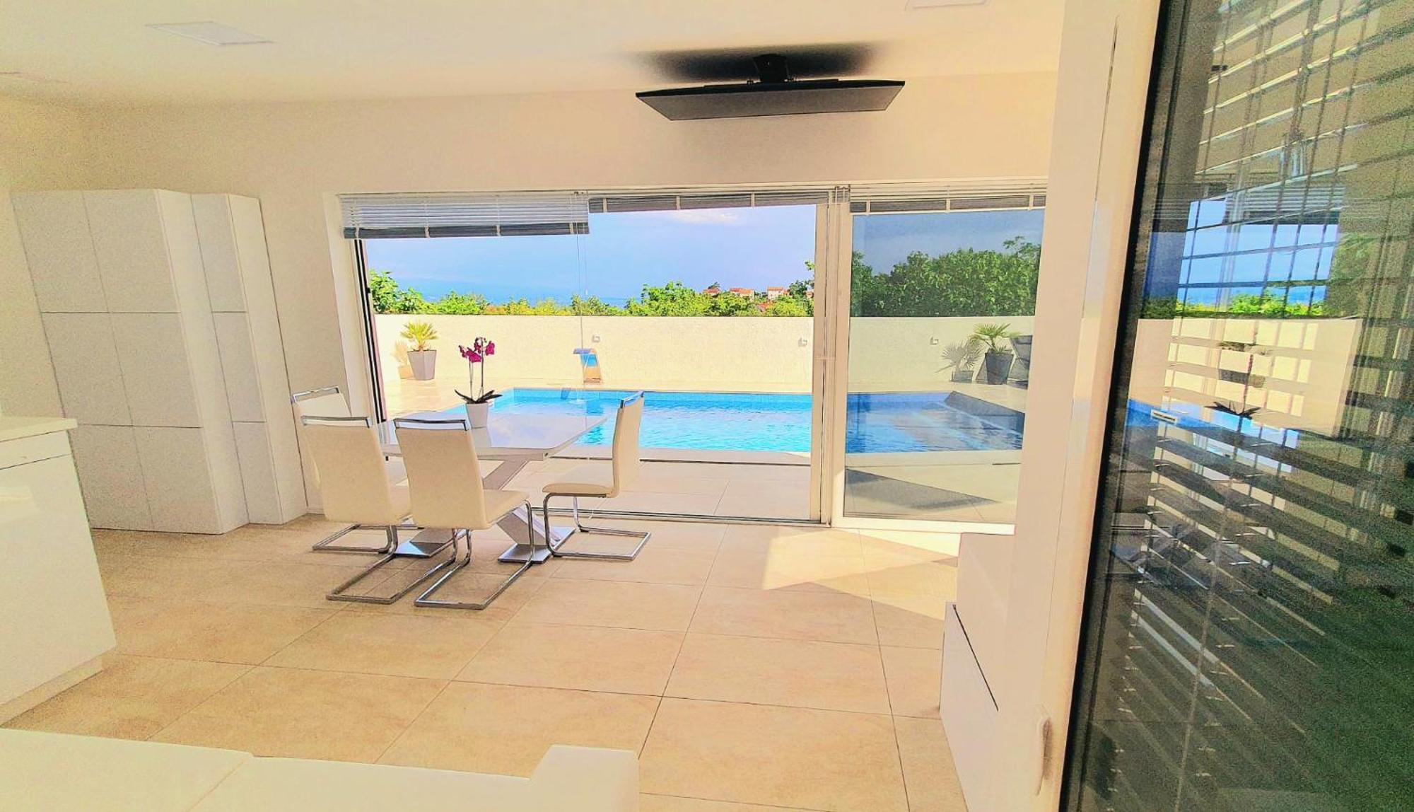 Penthouse Jacuzzi & Pool Apartmants 奥帕提亚 外观 照片
