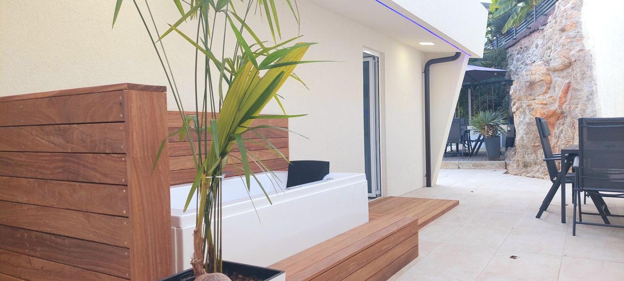 Penthouse Jacuzzi & Pool Apartmants 奥帕提亚 外观 照片